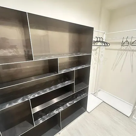 - Minghetti House 1 شقة