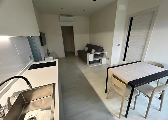 - Minghetti House 1 شقة