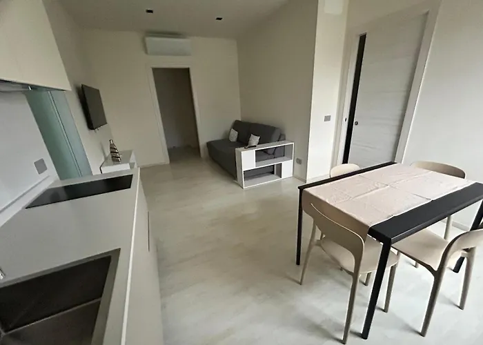 شقة - Minghetti House 1 كابري